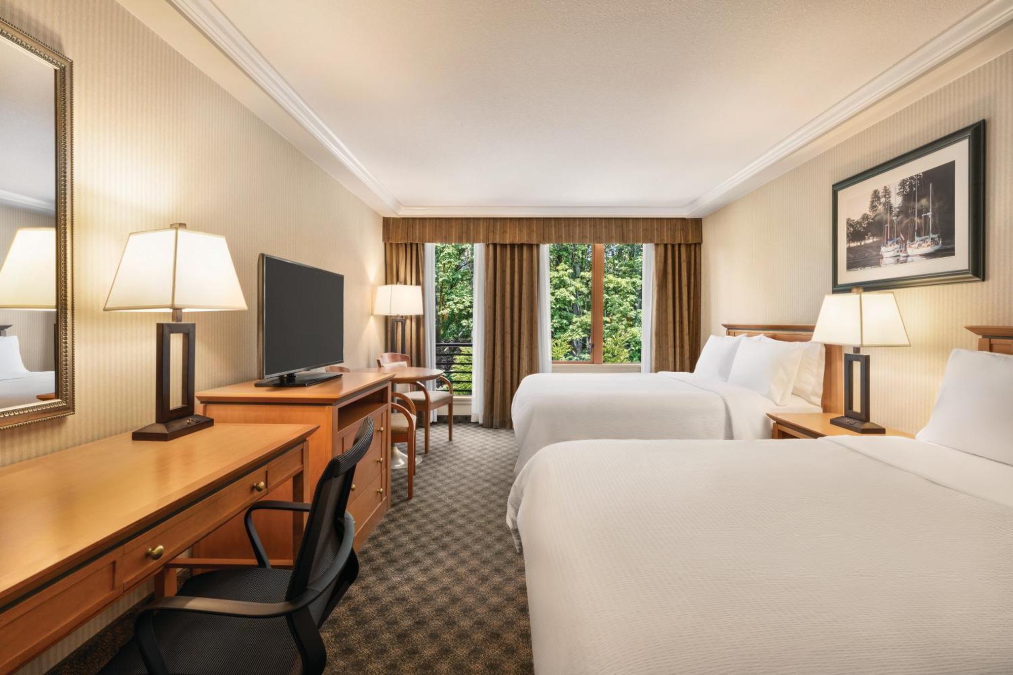 Holiday Inn North Vancouver, an IHG Hotel Extérieur photo